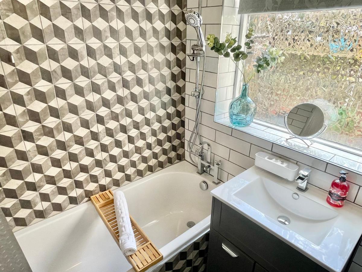 Within The Walls Holiday home York
