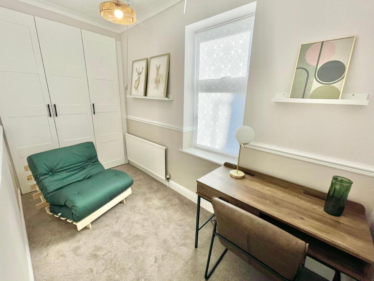 Holiday home Within The Walls